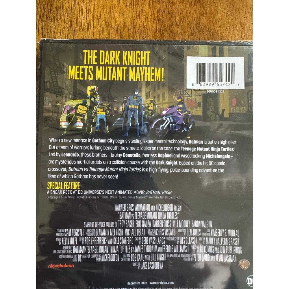 NEW Batman vs Teenage Mutant Ninja Turtles DVD DC Animated Movie Sealed - Picture 6 of 6